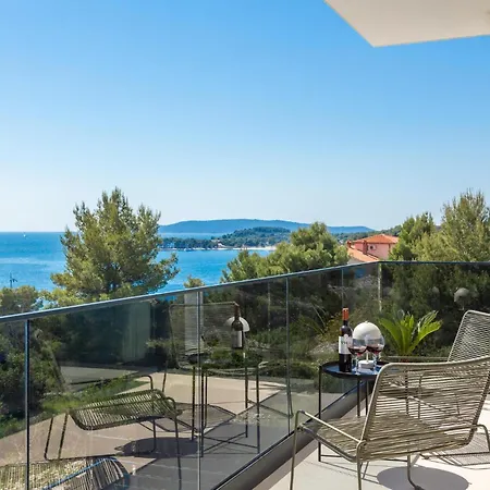 Nice Home In Okrug Gornji Hébergement de vacances