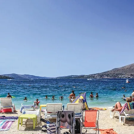 Nice Home In Okrug Gornji *