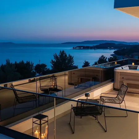 Nice Home In Okrug Gornji *