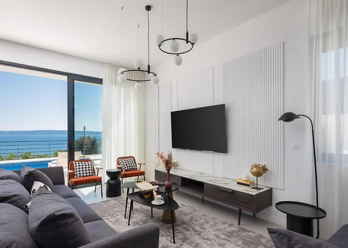 Nice Home In Okrug Gornji Hébergement de vacances Trogir