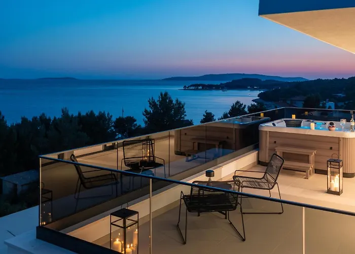 Nice Home In Okrug Gornji *