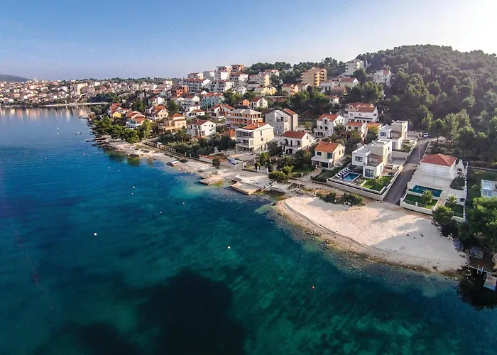 Nice Home In Okrug Gornji Trogir