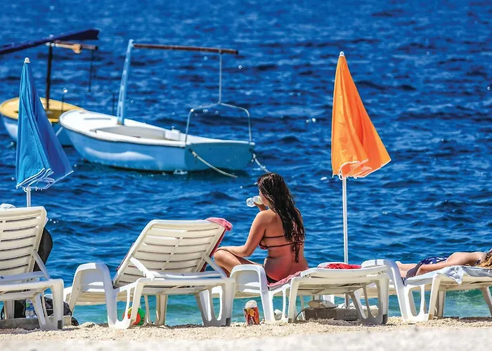 Nice Home In Okrug Gornji * Trogir