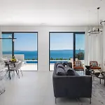 Stunning Home In Okrug Gornji * Trogir