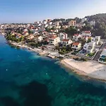 Stunning Home In Okrug Gornji Trogir